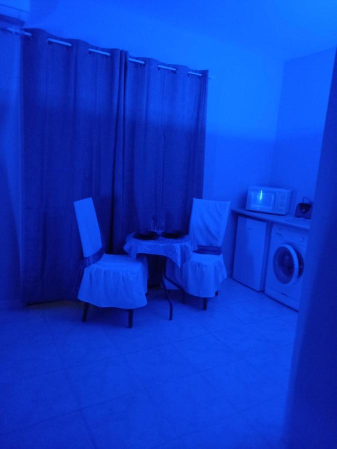 Old Town Studio Apartment Larnaca Eksteriør billede